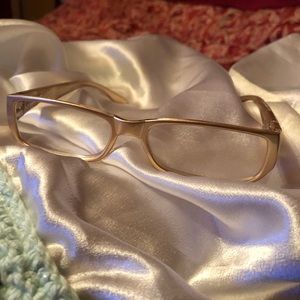 Reading eyeglasses
